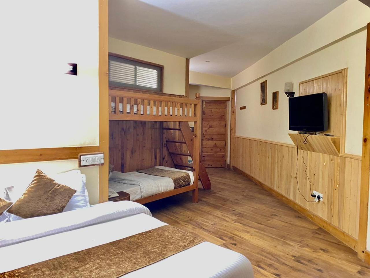 The Vashisht, Manali - A Four Star Luxury Hotel Manāli Exterior foto