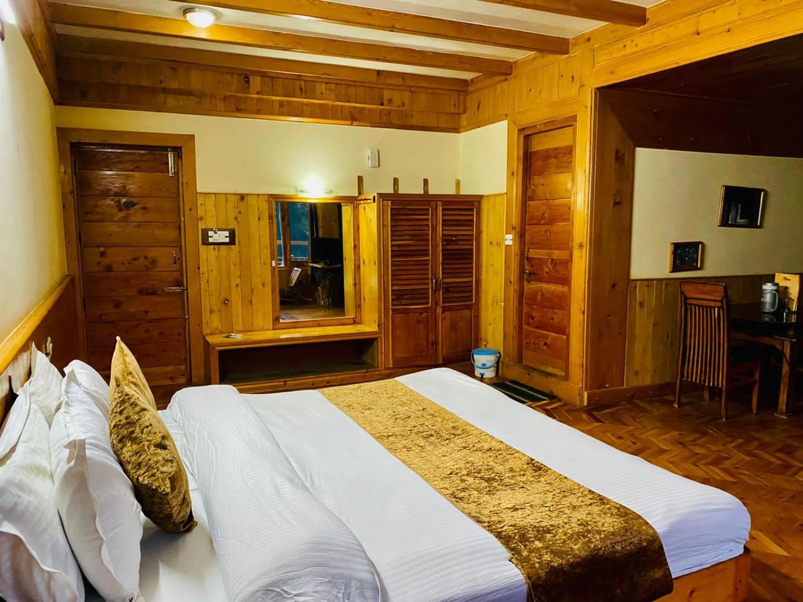 The Vashisht, Manali - A Four Star Luxury Hotel Manāli Exterior foto