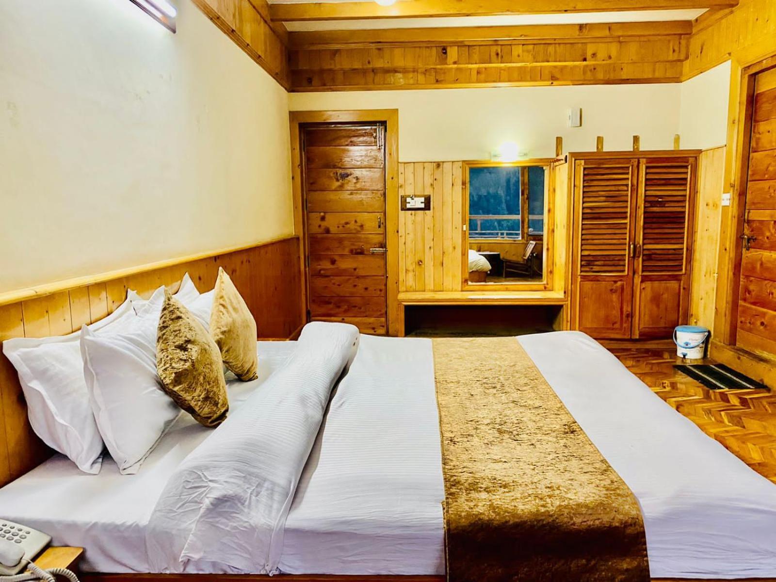 The Vashisht, Manali - A Four Star Luxury Hotel Manāli Exterior foto